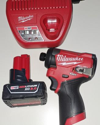 Kit Milwaukee M12 FID2