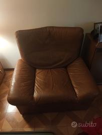 coppia poltrone in pelle anni 70