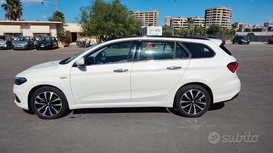 Fiat Tipo SW 1.3 Mjt S&S + gancio + gomme invernal