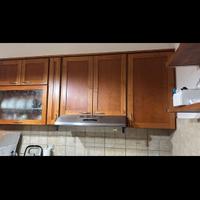 Cucina in ciliegio realizzata a mano