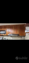 Cucina in ciliegio realizzata a mano