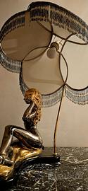 Lampada da tavolo stile Art Deco'