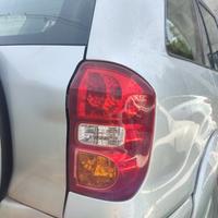 Fanale posteriore destro TOYOTA RAV 4 del 2004