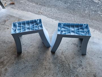 gabbia per uccelli con piedistallo