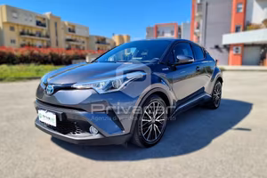TOYOTA C-HR 1.8 Hybrid E-CVT Lounge