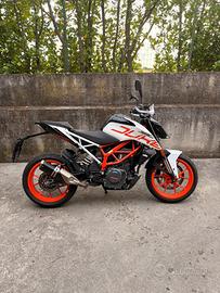 KTM DUKE 390