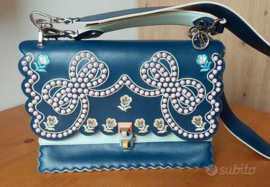Borsa Fendi modello Kan