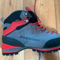 Scarponi da alpinismo ramponabili