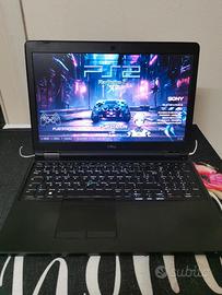 Pc Portatile 15,6" da Retrogaming 15.333 Giochi