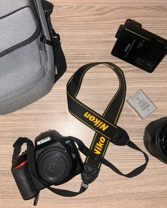 Nikon D3500 + Obiettivo 18-105mm VR | Come Nuova