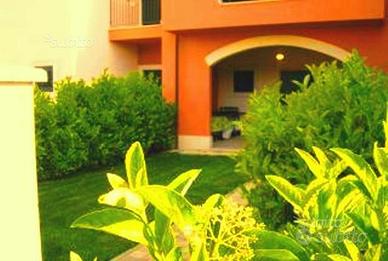 VILLETTA con giardino a 400 mt dal MARE