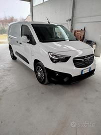 furgone Opel combo lungo 3 serie 16 td