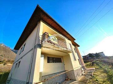 GRANDE APPARTAMENTO 3 CAMERE IN CASA BIFAMILIARE