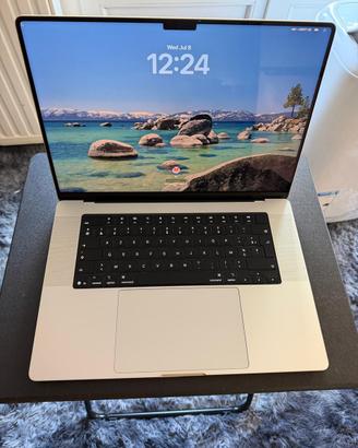 MacBook Pro 16’’ M5 Max
