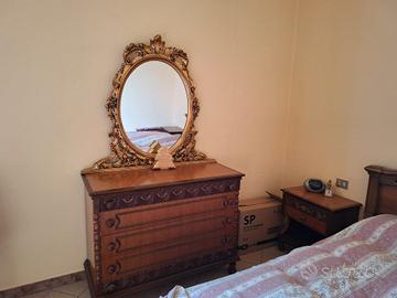 Comò cassettiera con specchiera e comodini