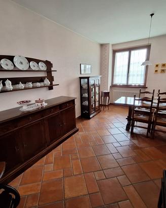 MOBILI SALA DA PRANZO in ARTE POVERA