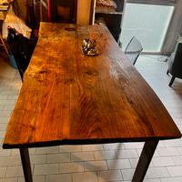 Tavolo da lavoro fatto a mano