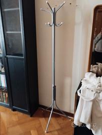 Appendiabiti da terra