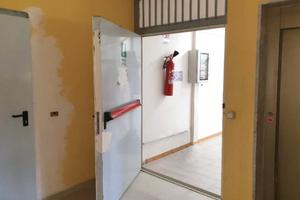 Frattaminore: Laboratorio artigianale nel 'condomi