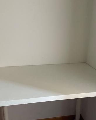 Scrivania IKEA bianca 100x60cm