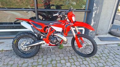 Beta RR Enduro 300 X-PRO 2027