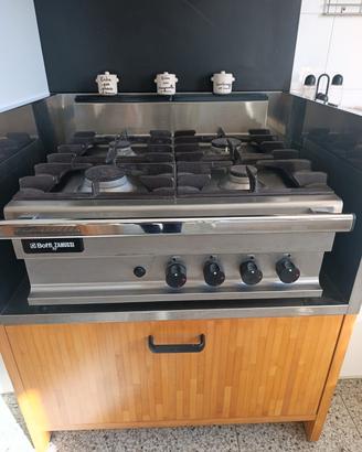Stufa a gas da cucina 