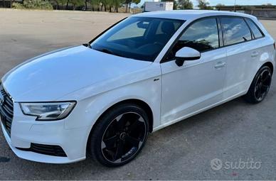 Audi A3 sportback allestimento S line 