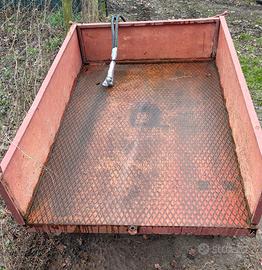 Carrello con sollevatore idraulico 