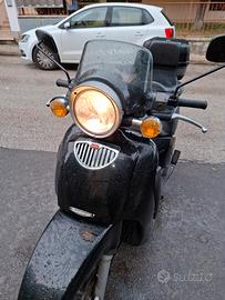 scarabeo 125 motore rotax