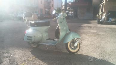 Piaggio Vespa 125 anno 1964 restaurata totalmente 