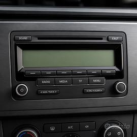 Autoradio originale - in ottimd condizioni