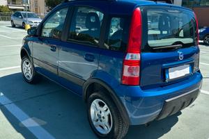 Panda 4x4 mjt unico proprietario  120000km.