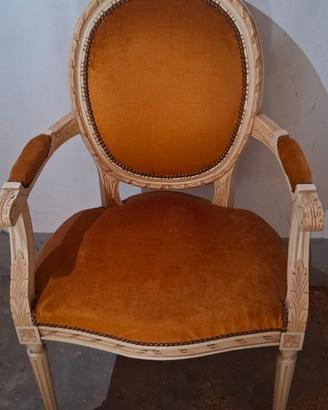 2 POLTRONE