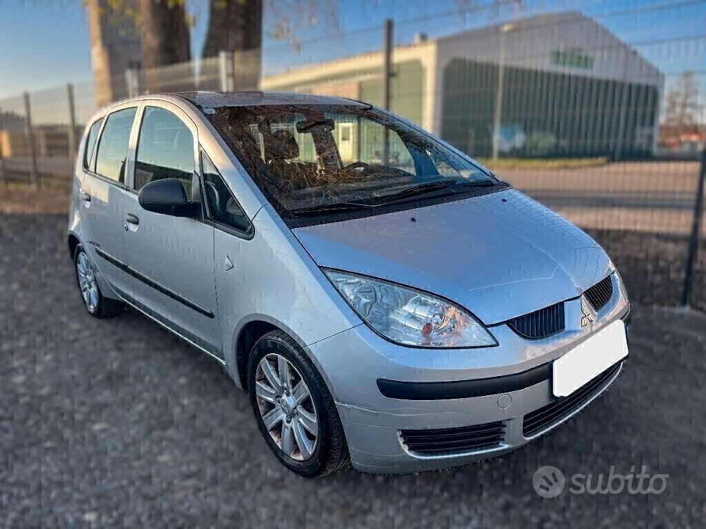 MITSUBISHI Colt 6ª serie