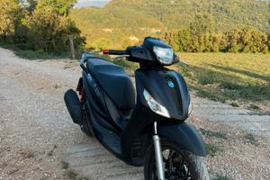 Piaggio Medley 125 sport