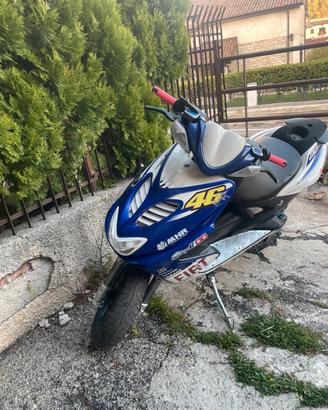 Yamaha aerox 50 (75)