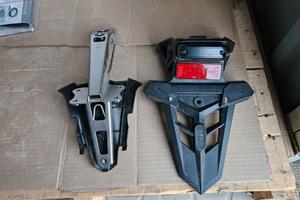 Portatarga originale Honda Hornet 750