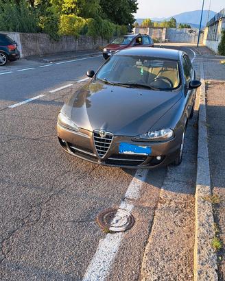 Alfa Romeo 147 1.9 JTDm – ben Tenuta