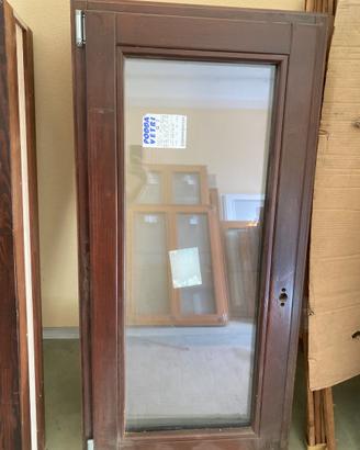 Finestra nuova artigianale in legno 63x131 cm