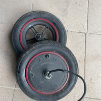 Ruote e motore monopattino elettrico