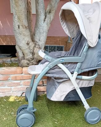 Passeggino leggero chicco