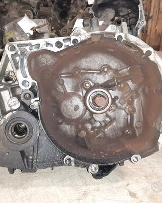 Cambio manuale Nissan Almera 1.5 diesel del 2006