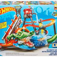 hot weelsv autolavaggio gigante