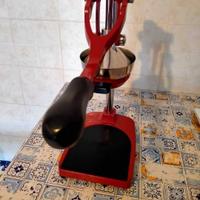 Spremiagrumi e estrattore di succhi