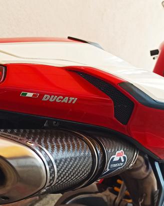Ducati 848