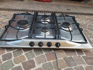 fornello 4 fuochi FRANKE in acciaio