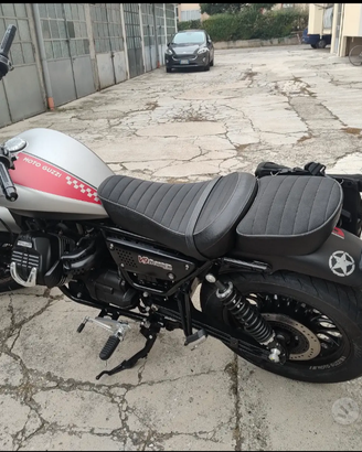 Moto Guzzi v9 bobber