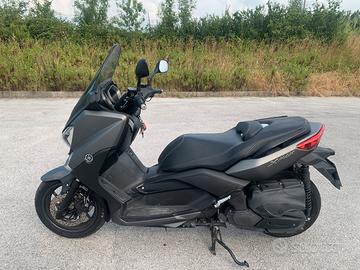 Yamaha X max 400