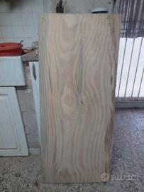 Tavola asse legno di Pino da Pinoli  (domestico)