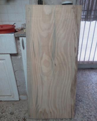Tavola asse legno di Pino da Pinoli  (domestico)